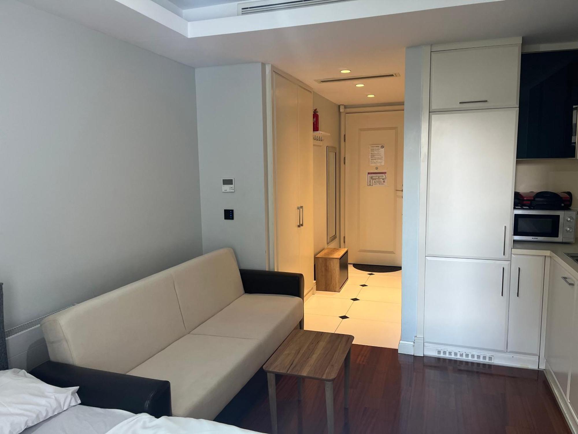 Studio Flat-One Room In Lux Residence Near Taksim-Beyoglu Istanbul Exterior photo